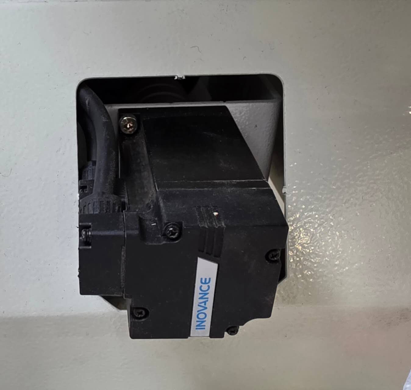 010 PROEDGE NC680-GCLP-2KM-AR