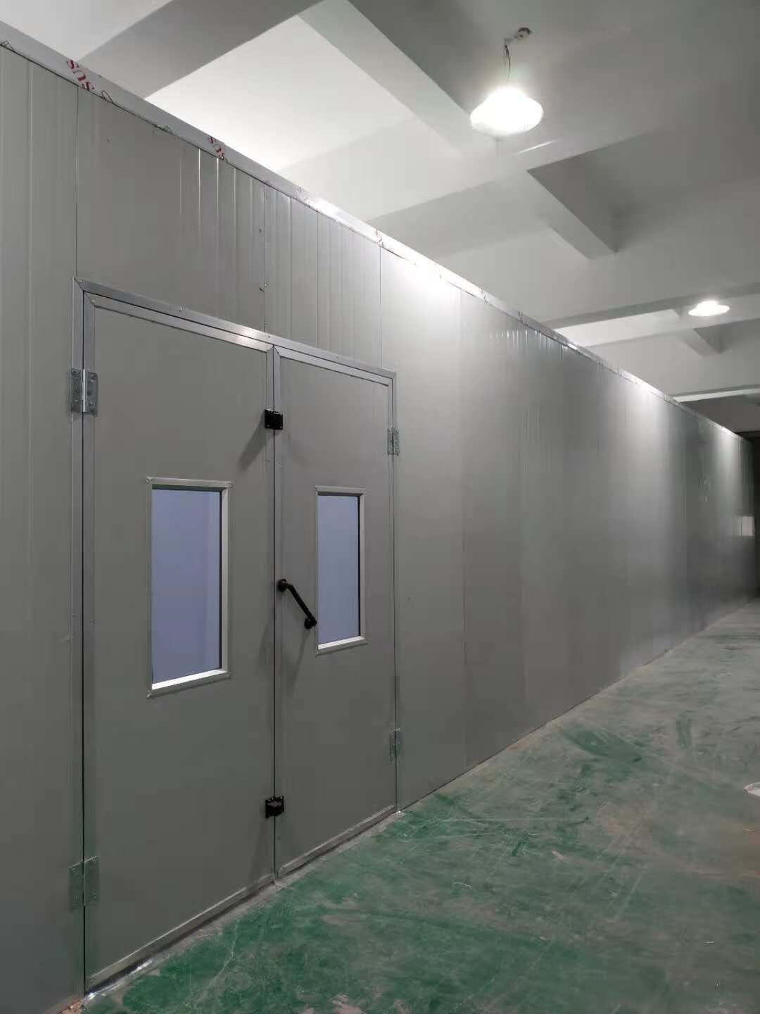 SANDING + PAINTING + DRYING GROOM